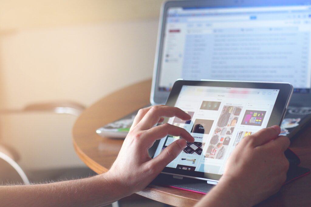 Content Creating Strategies that Sell Like Hot Cakes 