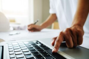 How to write an engaging SEO Title: 4 questions to ask before publishing