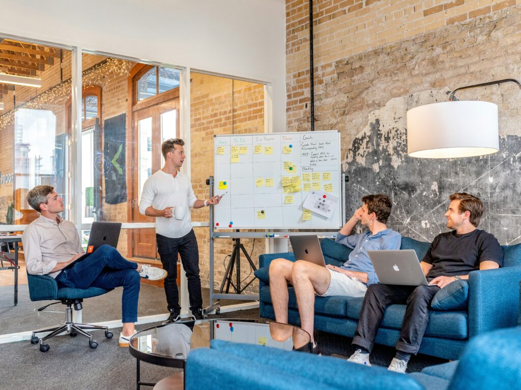 5 advantages of a monthly plan with a digital agency